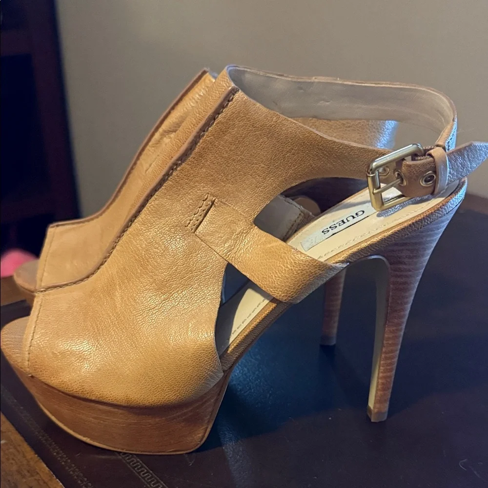 Guess Elegant Tan Women's Peep-Toe Sling Back Heels Size 8